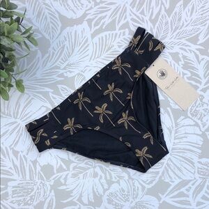 Body Glove | Neuvo Contempo Bikini Bottoms in Sanctuary